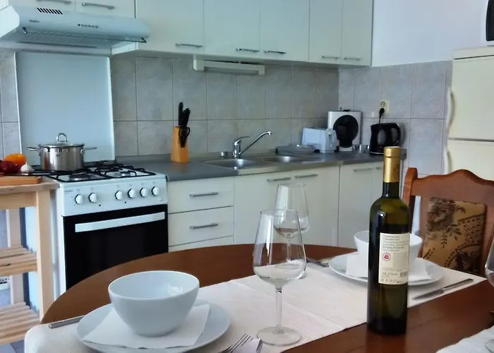 Jere & Anka Appartamento Primošten